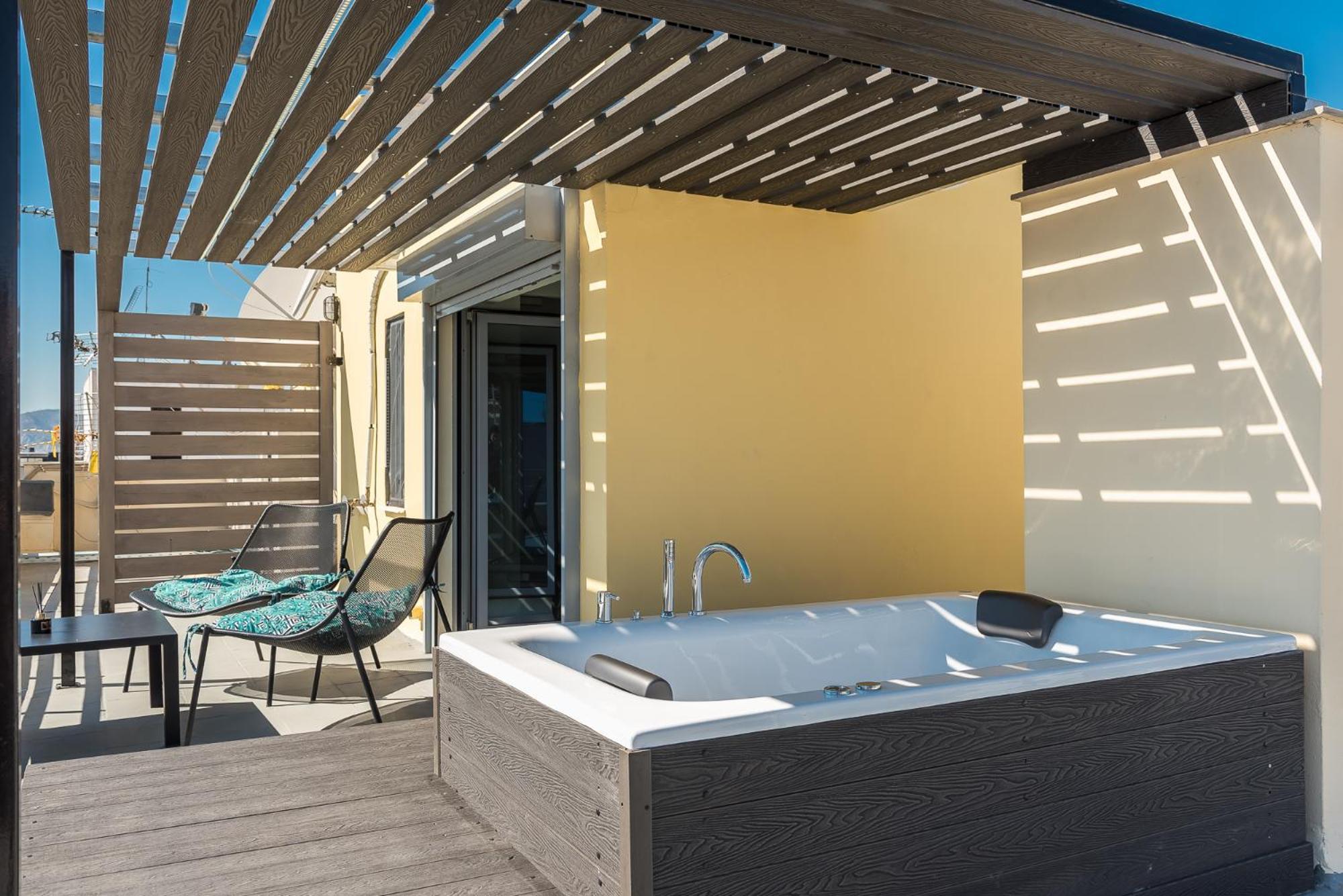 Acropolis View Mini Sky Suite & Hot Tub Atény Exteriér fotografie